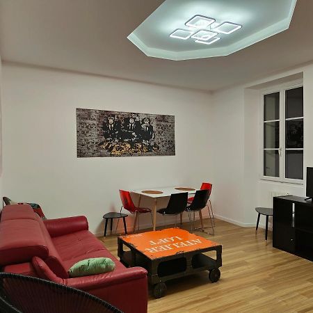 Les Lofts De Provins: Apt 5 Bagian luar foto