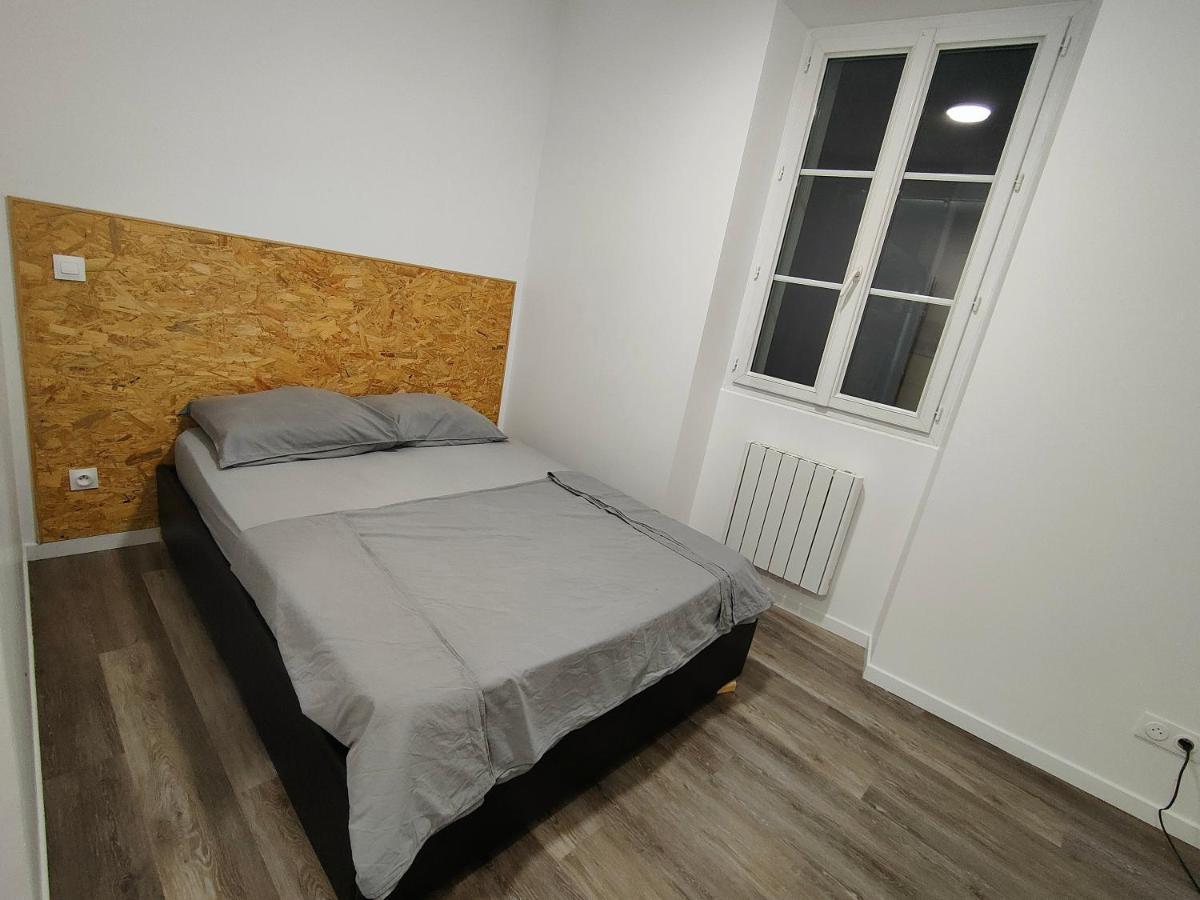 Les Lofts De Provins: Apt 5 Bagian luar foto